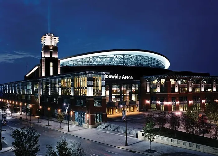 Jungle House Luxury Homes - Downtown Short North - Steps To Convention Center & Nationwide Arena - Sleeps Up To 10 - Free Parking - Over 5,800 Five Stars * Columbus